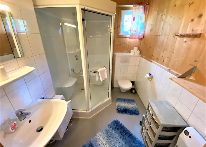 Chalet / Urige Stamperlhuette Auf Ue. 1250m+dampfbad شاليه هوهنتاورن