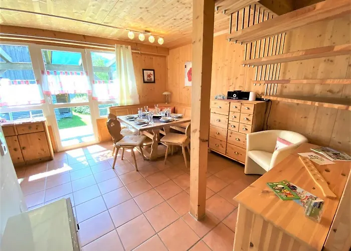 Chalet / Urige Stamperlhuette Auf Ue. 1250m+dampfbad * هوهنتاورن