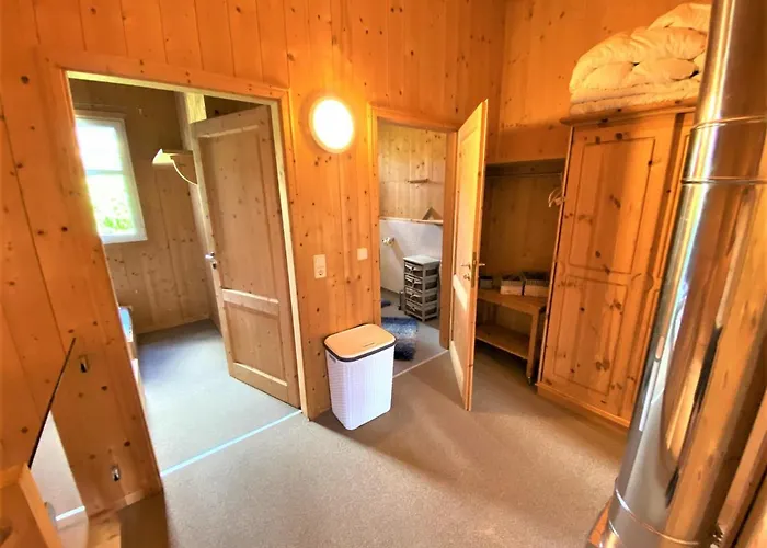 Chalet / Urige Stamperlhuette Auf Ue. 1250m+dampfbad شاليه *