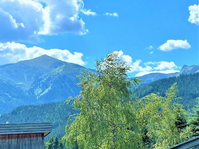 Chalet / Urige Stamperlhuette Auf Ue. 1250m+dampfbad شاليه *